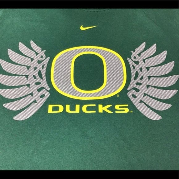 Nike Oregon Ducks Sz. Small Green Tee w/ O & Wings - Picture 1 of 5